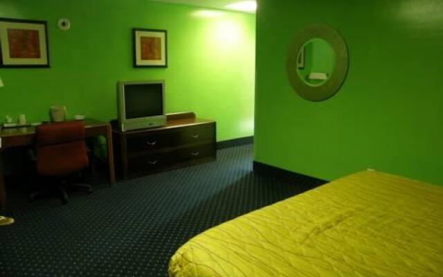 Aloha Motor Inn