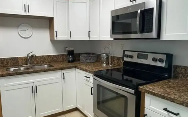 Cozy and Super Location 2 BR