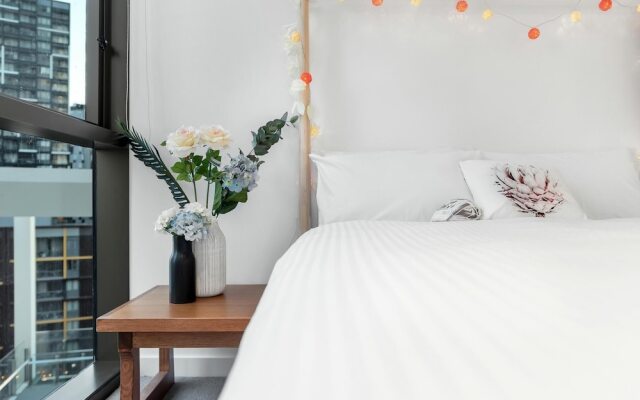I02 China Town Luxury Service Apartment