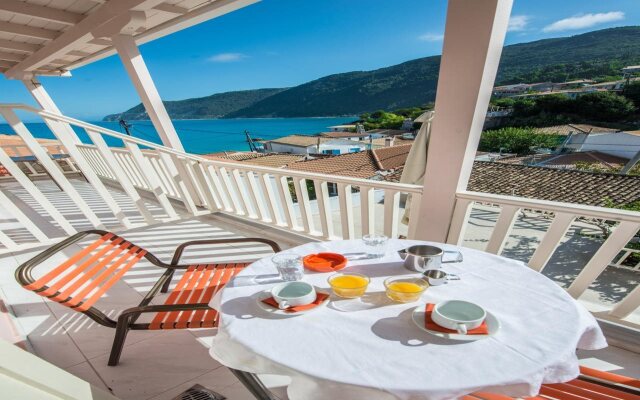 Ionis Hotel