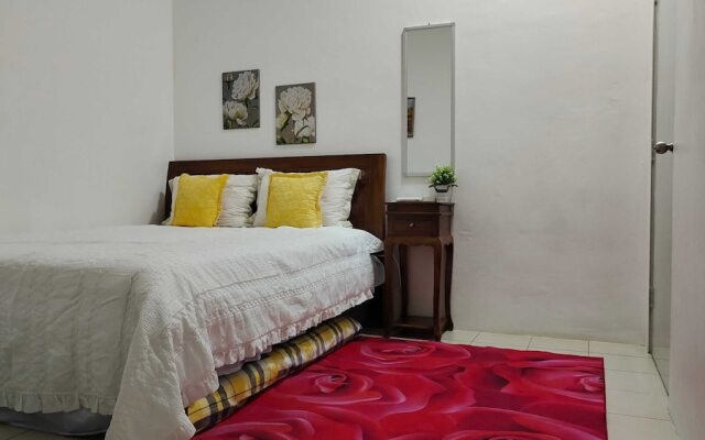 OYO Homes 90567 Barakah Homestay