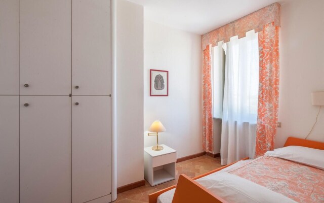 Stunning Apartment in Pesaro With Wifi and 2 Bedrooms