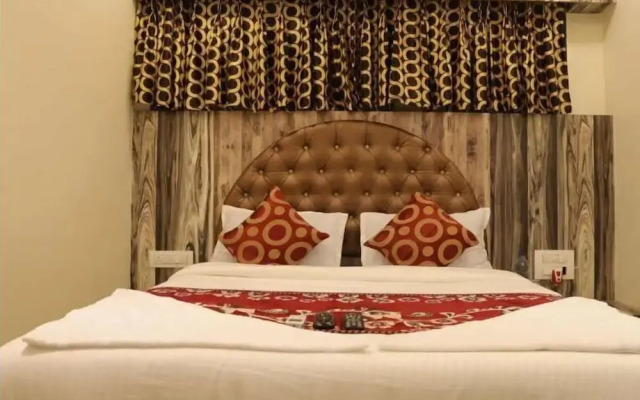 Hotel Golden Inn