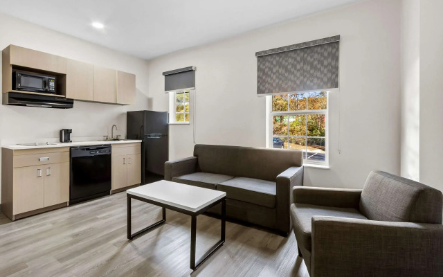 MainStay Suites Columbia Harbison