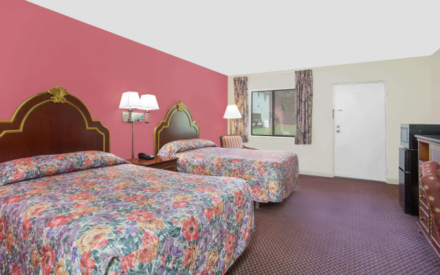 Knights Inn Emporia