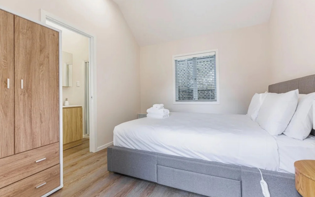 Serene 2Br Home W Grill & Yard