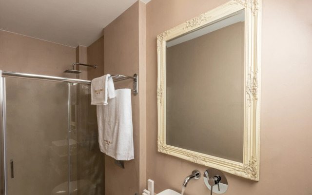 Athens Mansion Luxury Suites