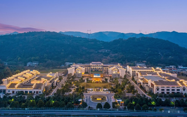 Guihuashan Hotel