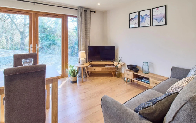 Host Stay Oak Barn