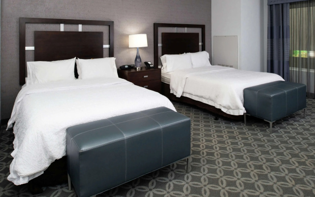 Hampton Inn & Suites Greensboro/Coliseum Area