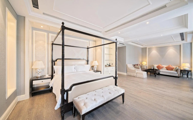 Yin Run Jin Jiang Castle Hotel