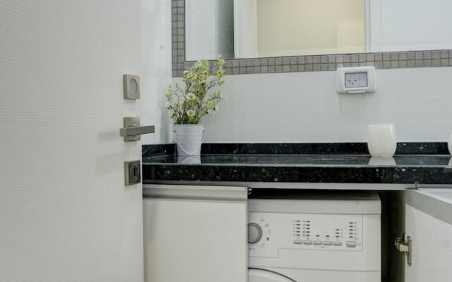 3 Bedrooms - Ben Yehuda