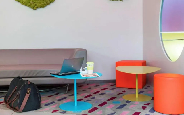 ibis Styles Montbeliard Centre Velotte