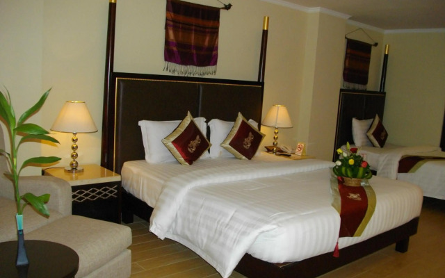 Lux Riverside Hotel & Apartment