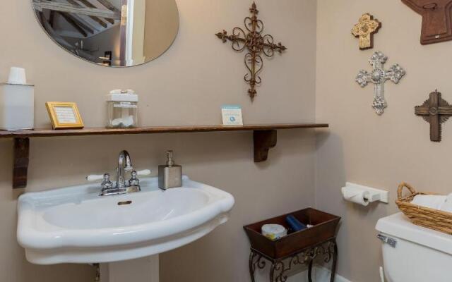 Coppersmith Inn B&B