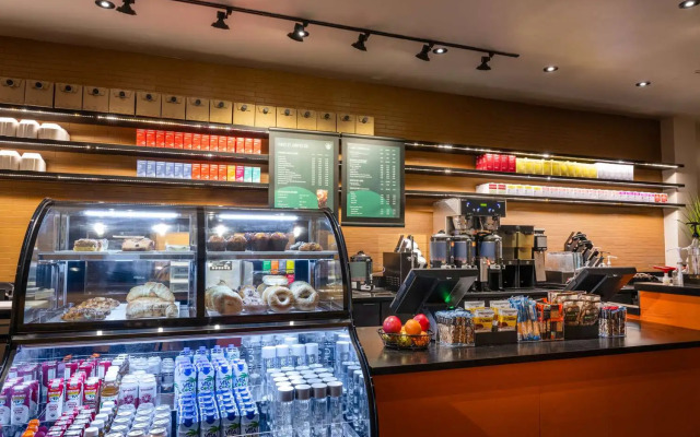 Hilton St. Petersburg Bayfront