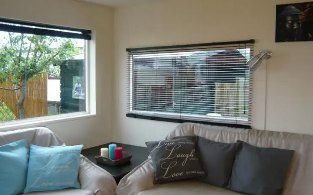 Huisje Aan Het Markermeer