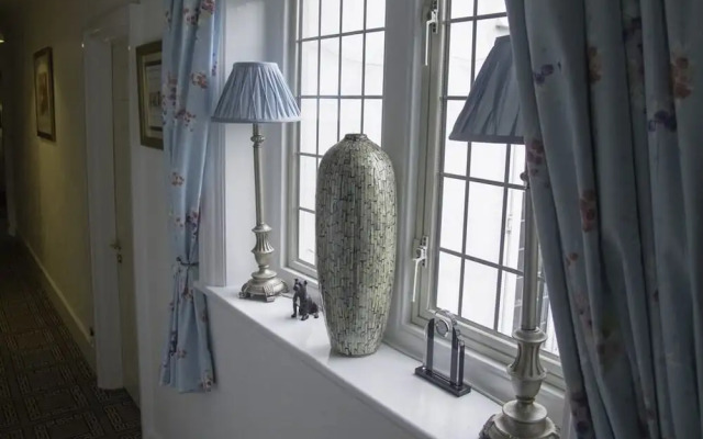 The White Lodge