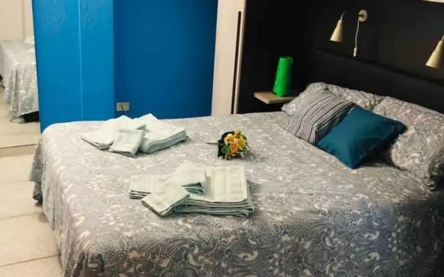 Lovely 2-bed Apartment in Giardini Naxos