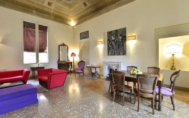 Palazzo Tanari Apartment