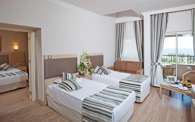 Rich Melissa Hotel