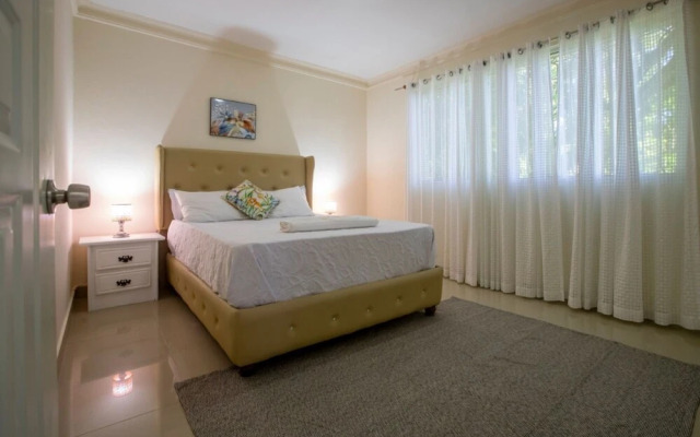 Fully Equipped 2br Apt-dt5mins To The Beach