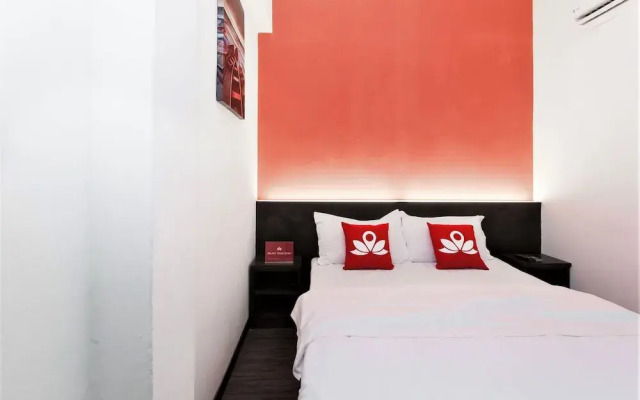 ZEN Rooms Basic Near KTM Sentul