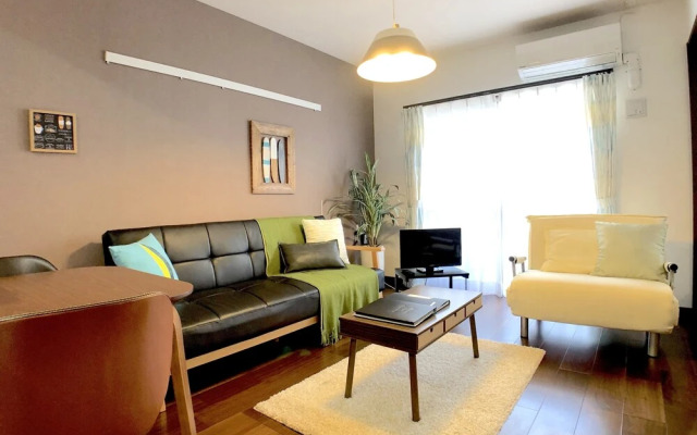 Luana Lea Karate Kaikan Mae