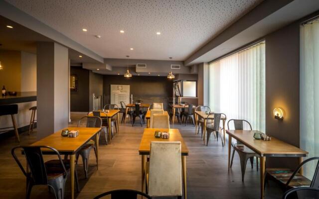 Apartahotel 5dos5