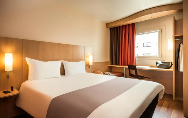 Ibis Paris Issy-Les-Moulineaux Val De Seine