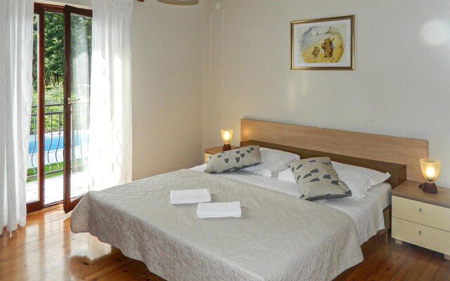 Amazing Apartment in Susnjici With Wifi and 3 Bedrooms
