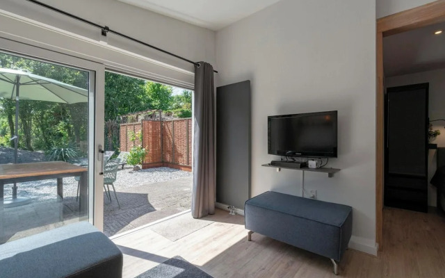 Luxurious Furnished Bungalow With Terrace