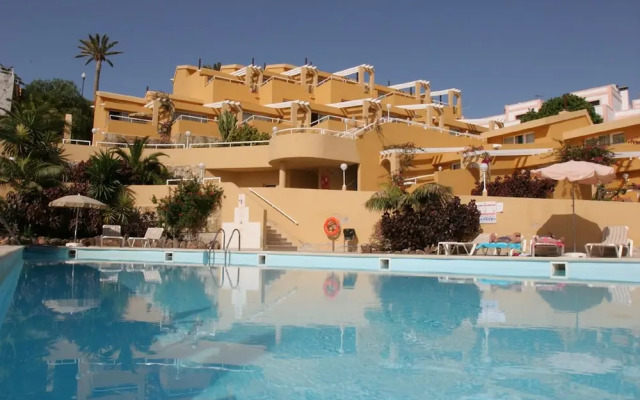 Apartamentos Punta Marina by LIVVO
