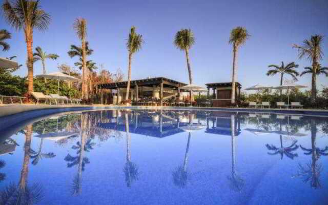 Jungala Park Hotel At Vidantaworld Riviera Maya