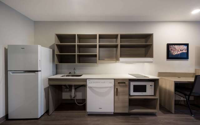 Woodspring Suites Wixom - Novi