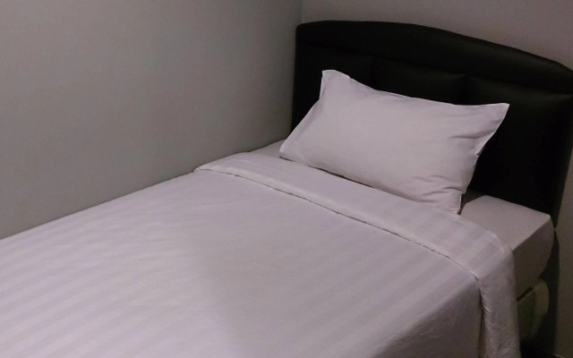 Yomi Hotel