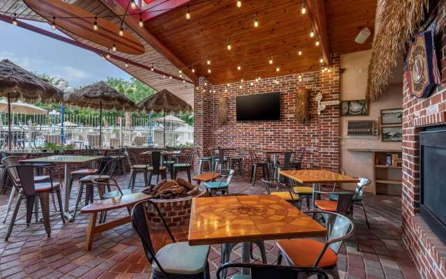 Best Western Swiss Clock Inn