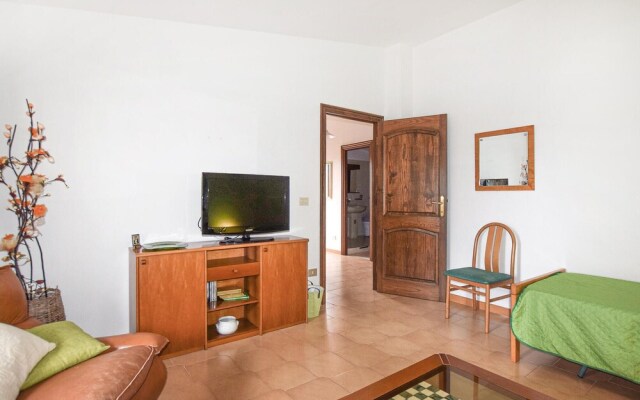 Beautiful Apartment in Castelsardo With 1 Bedrooms
