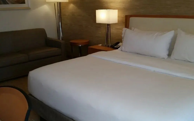 Sleep Inn & Suites