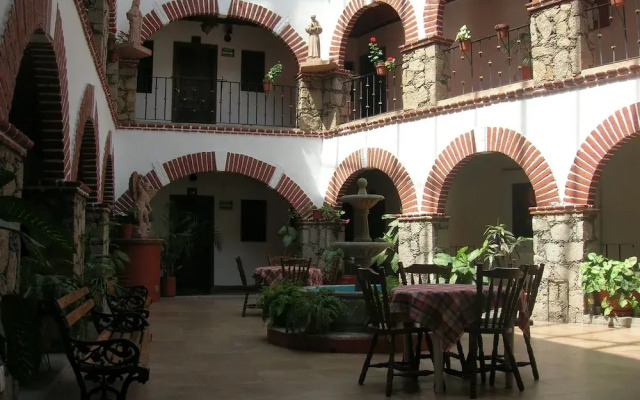 Hotel Molino Del Rey
