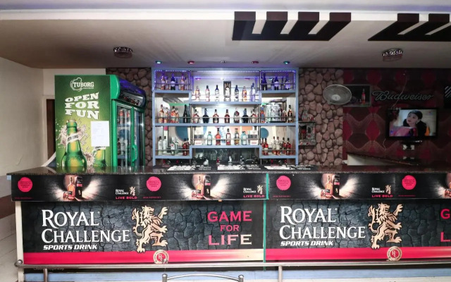 Jatin Hotel By OYO Rooms
