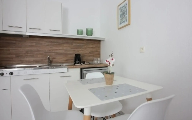 Studios Anny Elegant Studios