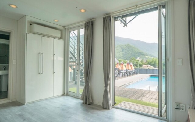 Yeongwol The Box Pension