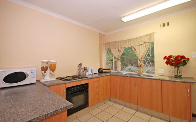 Hoopoe Haven Guest House