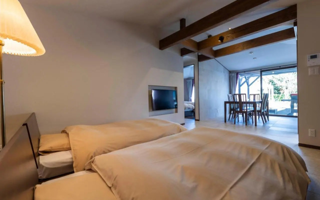 Mezzo All Suite Villas