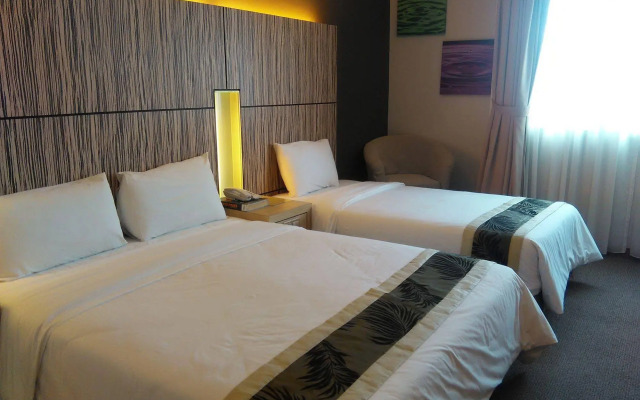 Grand Medallion Hotel