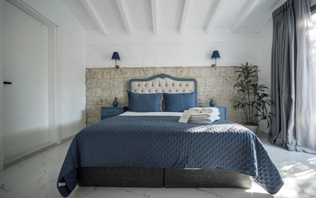 Voger Alaçatı Family