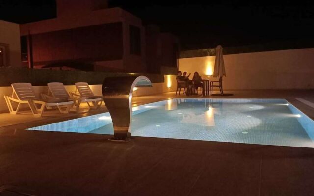 Sunset Akarca Pansiyon