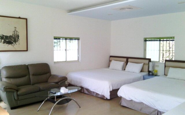 Lev 77 Hostel