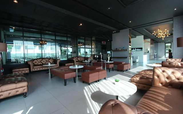 Royal King Suite